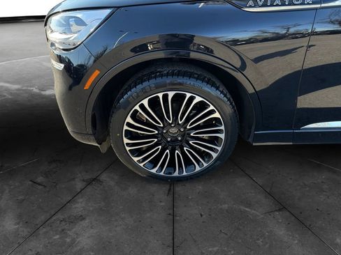 Used 2023 Lincoln Aviator Black Label AWD/4WD image 14