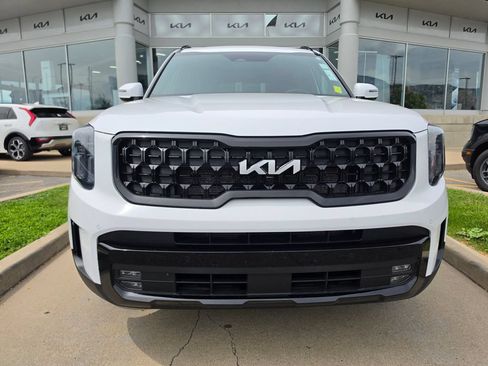 Certified 2024 Kia Telluride SX X-Line AWD/4WD image 2
