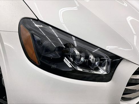 New 2026 Mercedes-Benz GLS 580 4MATIC image 11