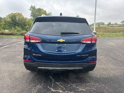 Used 2023 Chevrolet Equinox Premier image 4