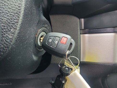 Certified 2023 Toyota Tacoma SR image 28