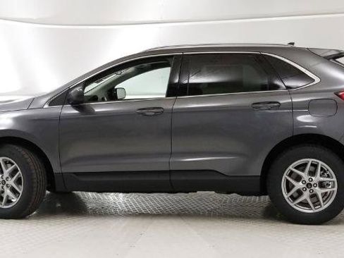 Certified 2024 Ford Edge SEL w/ Convenience Package AWD/4WD image 6