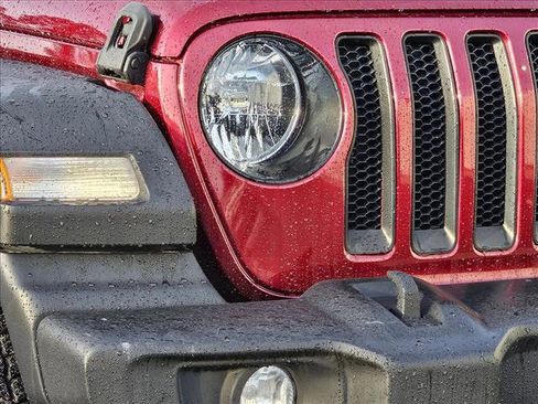 Used 2021 Jeep Wrangler Unlimited Sport AWD/4WD image 4
