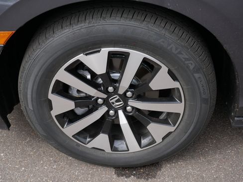Certified 2026 Honda Odyssey EX-L image 15