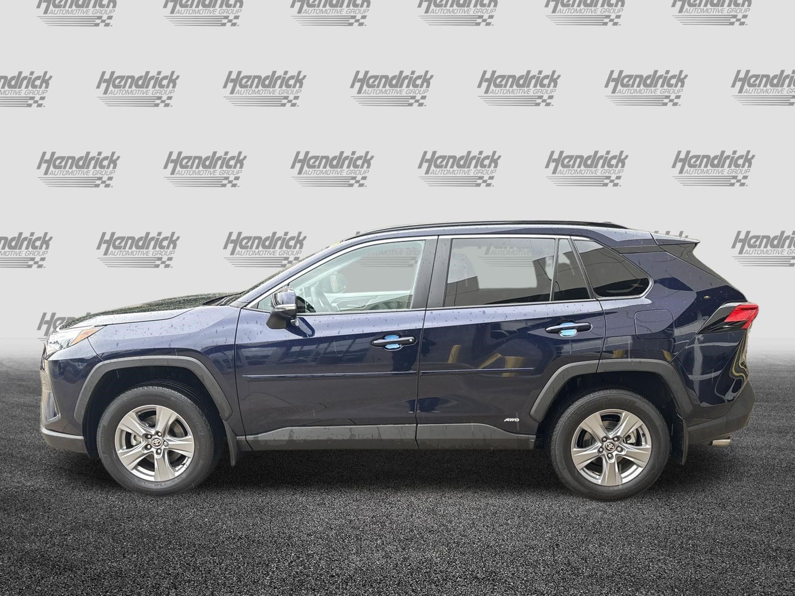Used 2025 Toyota RAV4 XLE w/ Convenience Package AWD/4WD image 7
