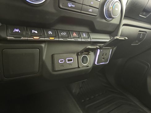 Used 2024 GMC Sierra 1500 Pro w/ Pro Value Package AWD/4WD image 26