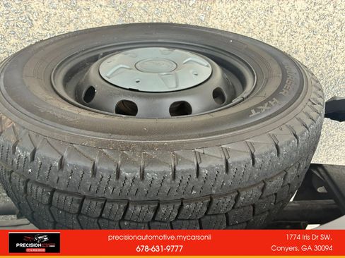 Used 2015 Ford Transit 250 130 Low Roof RWD image 21