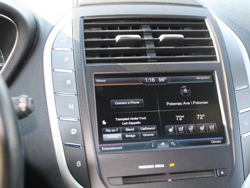 Used 2015 Lincoln MKC AWD w/ Equipment Group 102A Reserve image 12