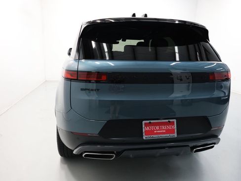 Used 2024 Land Rover Range Rover Sport SE AWD/4WD image 55