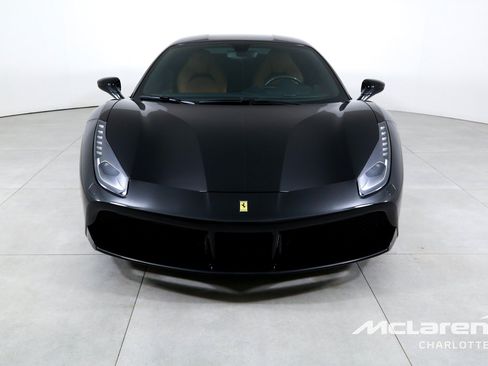Used 2018 Ferrari 488 GTB RWD image 4