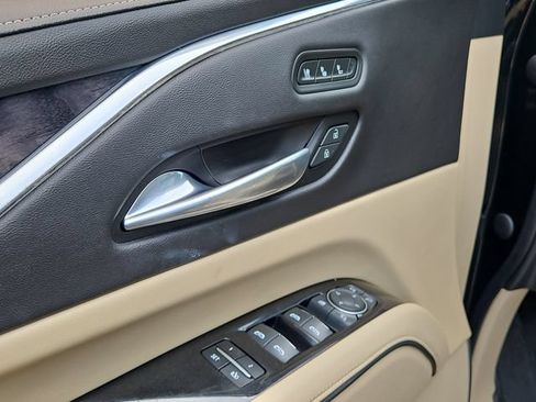 Used 2021 Cadillac Escalade Premium Luxury w/ Performance Package AWD/4WD image 26