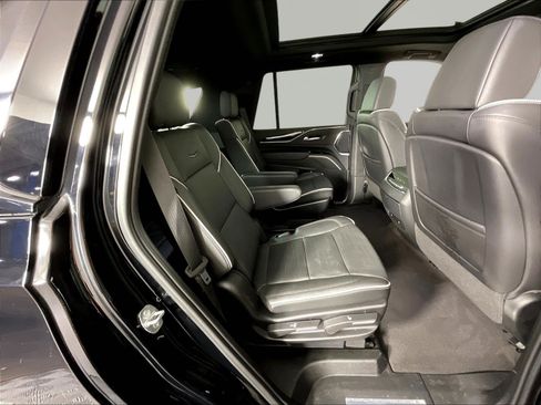 Used 2024 Cadillac Escalade Sport AWD/4WD image 25