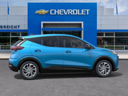 New 2027 Chevrolet Bolt LT w/ Comfort Package image 29