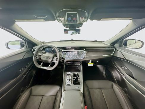 New 2026 Jeep Cherokee Overland image 9