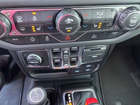 New 2026 Jeep Gladiator Sport AWD/4WD image 26