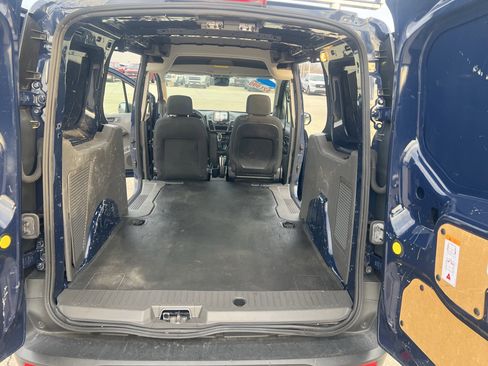 Used 2022 Ford Transit Connect XL image 19