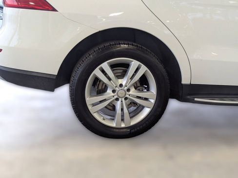 Used 2014 Mercedes-Benz ML 350 4MATIC image 11