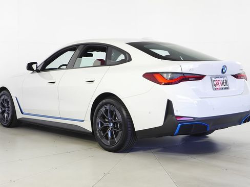 Used 2023 BMW i4 eDrive35 w/ Premium Package RWD image 9