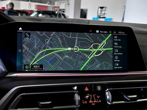 Used 2022 BMW X7 xDrive40i w/ Premium Package image 46