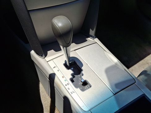 Used 2009 Toyota Camry FWD image 15