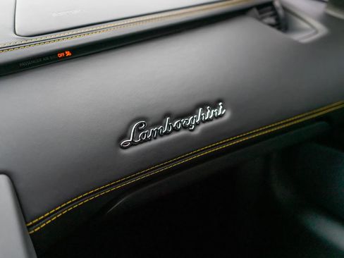 Used 2017 Lamborghini Aventador LP 700-4 AWD/4WD image 60