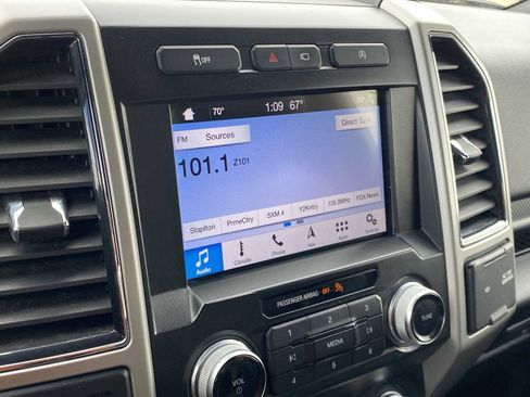 Used 2019 Ford F150 Lariat w/ Equipment Group 502A Luxury image 28