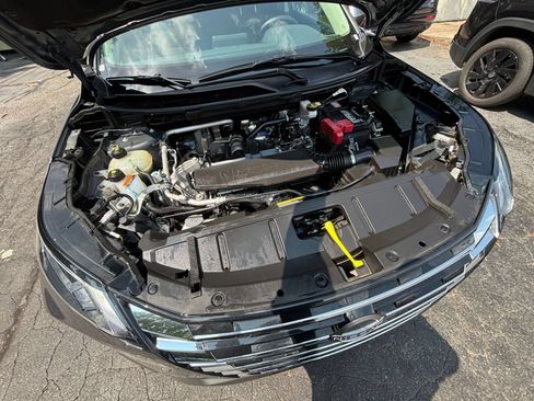 Used 2026 Nissan Rogue SV FWD image 29