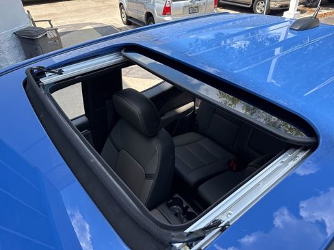 Used 2025 Chevrolet Colorado ZR2 w/ Technology Package image 64