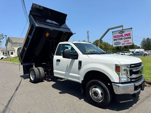 Used 2021 Ford F350 XL w/ Power Equipment Group AWD/4WD image 3