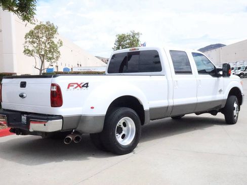 Used 2014 Ford F350 Lariat w/ Lariat Ultimate Package image 3