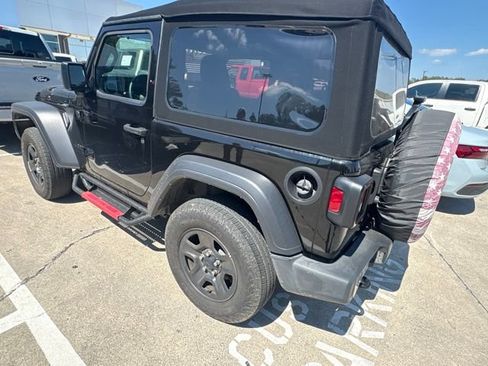 Used 2024 Jeep Wrangler Sport AWD/4WD image 11
