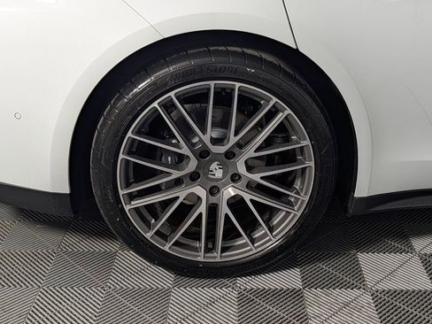 New 2026 Porsche Panamera RWD image 13