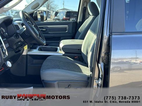 Used 2017 RAM 3500 Big Horn w/ Sport Appearance Group image 11