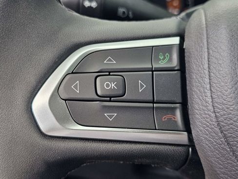 Used 2026 Jeep Compass Limited AWD/4WD image 19