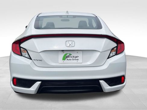 Used 2017 Honda Civic EX-T image 7