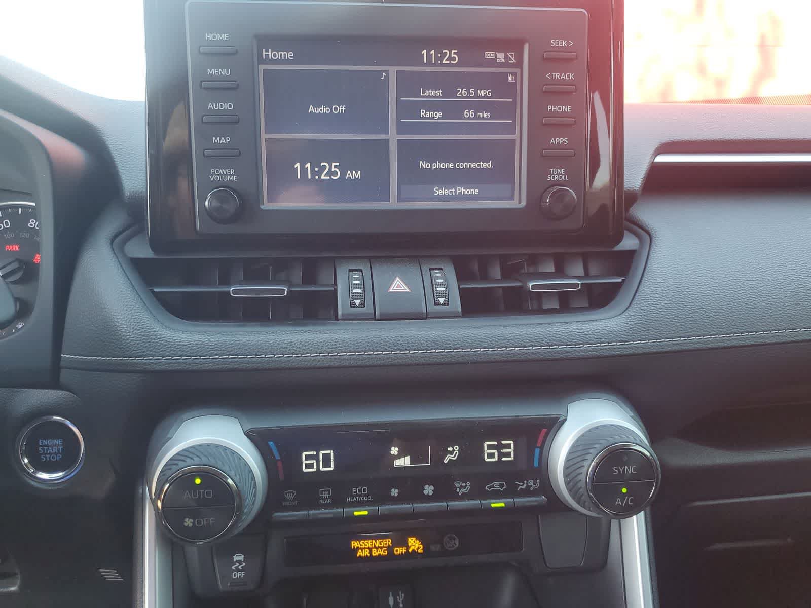 Used 2019 Toyota RAV4 XLE Premium FWD image 15