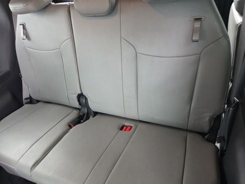 Used 2025 Toyota Sienna XLE image 20