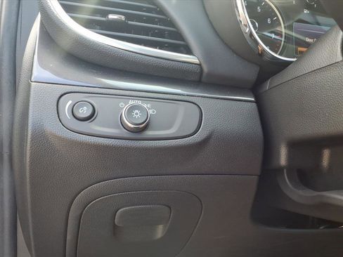 Certified 2022 Buick Encore Preferred image 17