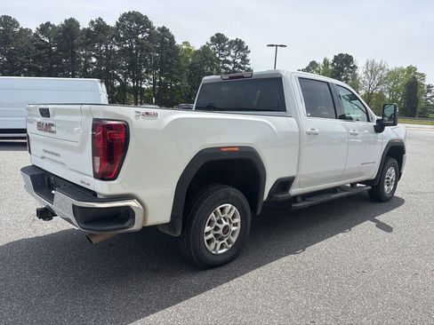 Used 2023 GMC Sierra 2500 SLE w/ SLE Convenience Package image 8