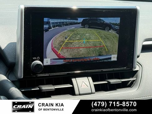 Used 2024 Toyota RAV4 AWD Hybrid image 16