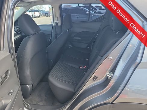 Used 2021 Nissan Kicks S image 12