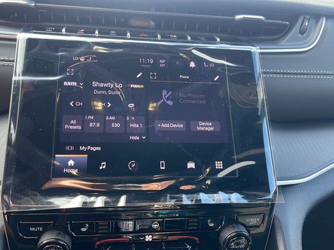 New 2025 Jeep Grand Cherokee L Altitude image 19