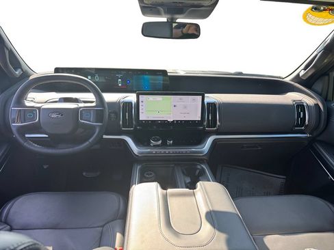 New 2026 Ford Expedition Max Platinum w/ Stealth Appearance Package AWD/4WD image 12