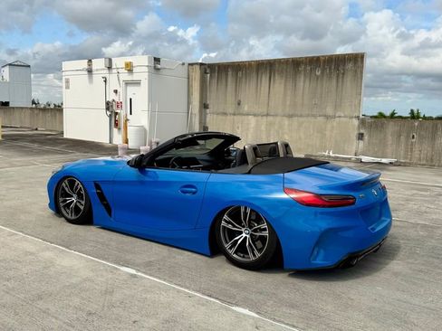 Used 2020 BMW Z4 M40i RWD image 13