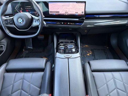 Used 2026 BMW 530i RWD image 15