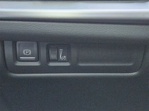 Used 2024 Cadillac XT4 Sport image 20