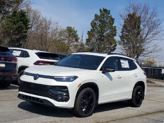 New 2026 Volkswagen Tiguan SE R-Line FWD image 31