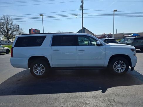 Used 2017 Chevrolet Suburban LS AWD/4WD image 4