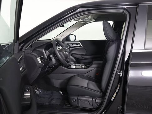 New 2026 Mitsubishi Outlander ES image 27