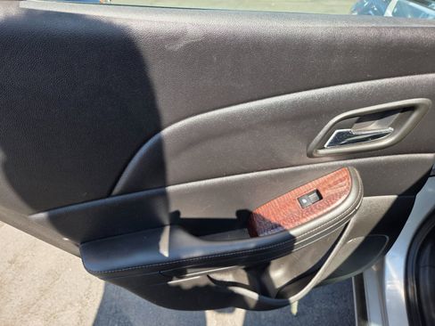 Used 2013 Chevrolet Malibu LT FWD image 9